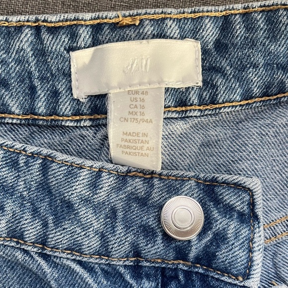 H&M High Rise Button Fly Jean, Light Wash, Women’s 16 - Picture 5 of 9